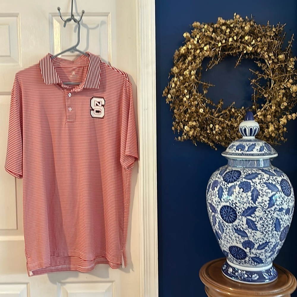 NWOT Men’s Top of The World Red & White North Carolina State Golf Athletic Polo